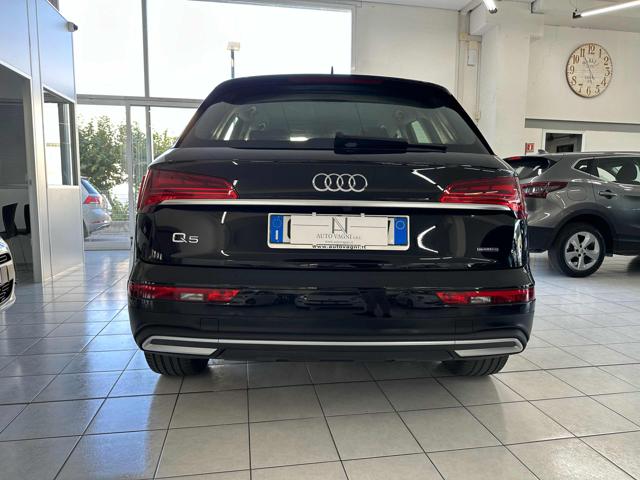 AUDI Q5 40 TDI 204 CV quattro S tronic Business Immagine 4