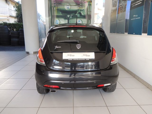 LANCIA Ypsilon 1.2 69 CV 5 porte GPL Ecochic Gold Immagine 4