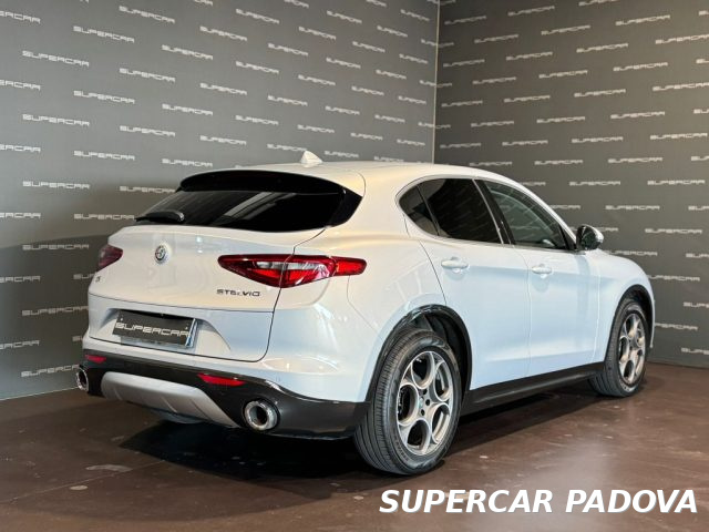 ALFA ROMEO Stelvio 2.2 Turbodiesel 210 CV AT8 Q4 Veloce Tì Immagine 2