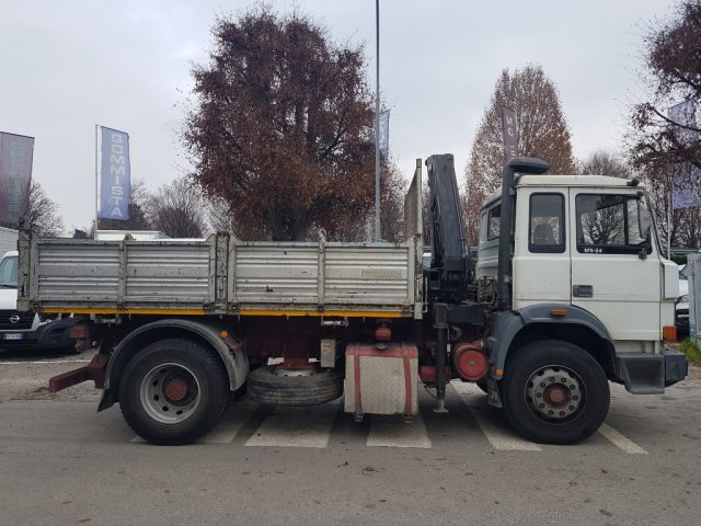 IVECO 175-24 GRU E RIBALTABILE Immagine 4