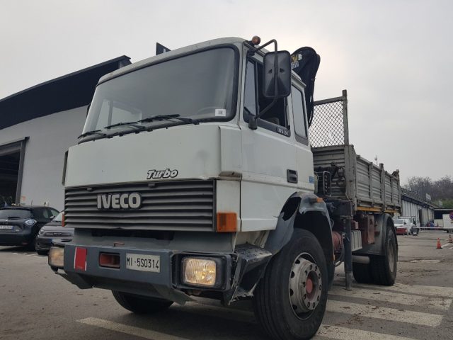 IVECO 175-24 GRU E RIBALTABILE Immagine 1