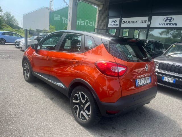 RENAULT Captur 0.9 TCe 12V 90 CV Start&Stop Live BI-COLOR Immagine 3