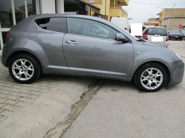 ALFA ROMEO MiTo 1.6 JTDm  Distinctive Immagine 2