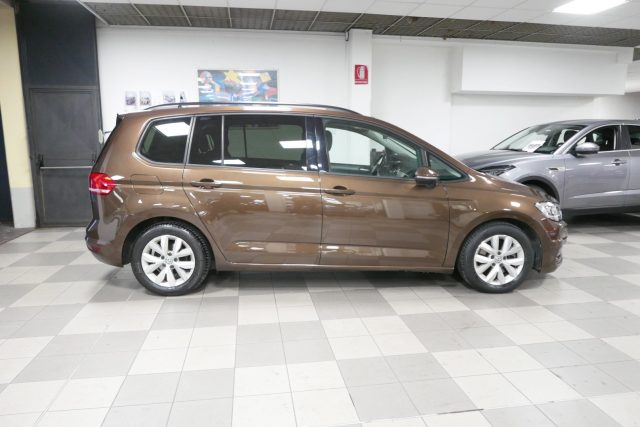 VOLKSWAGEN Touran 1.6 TDI 115 CV Executive BlueMotion Tech. 7 Posti Immagine 2