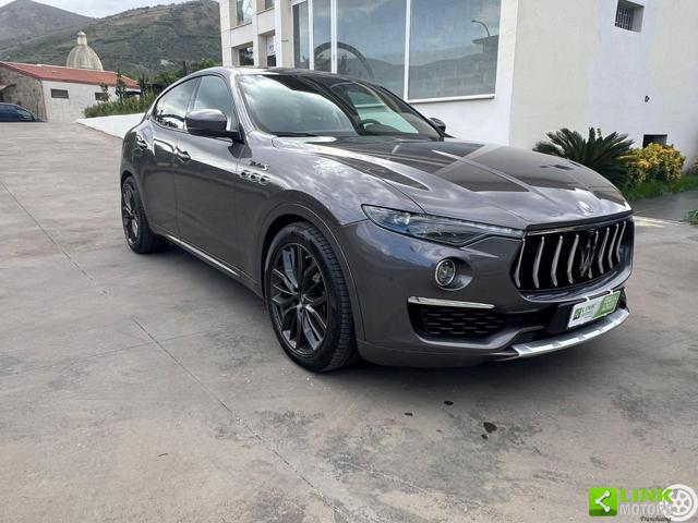 MASERATI Levante V6 3.0 350 CV AWD MODENA Immagine 0