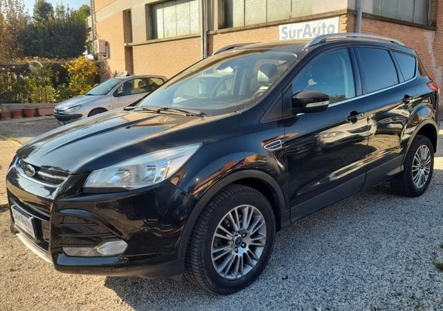 FORD Kuga TDCI 4WD Powershift Titanium Immagine 1