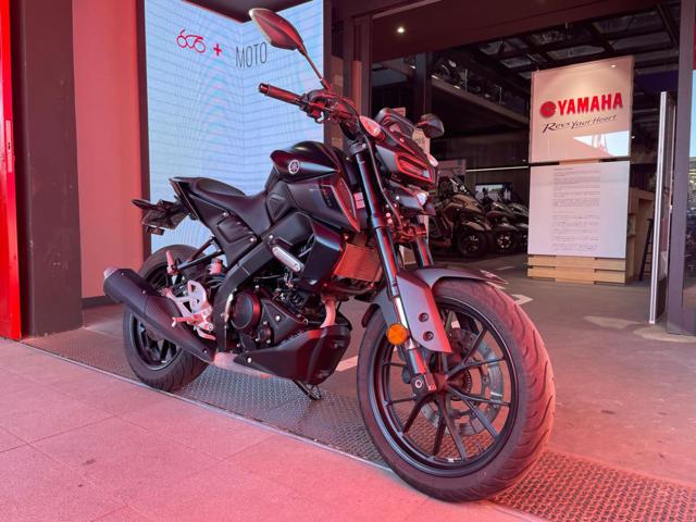 YAMAHA MT 125 . Immagine 1