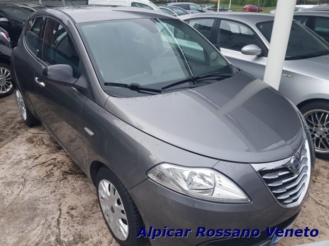 LANCIA Ypsilon 0.9 TwinAir 85 CV 5 porte S&S Silver Immagine 0