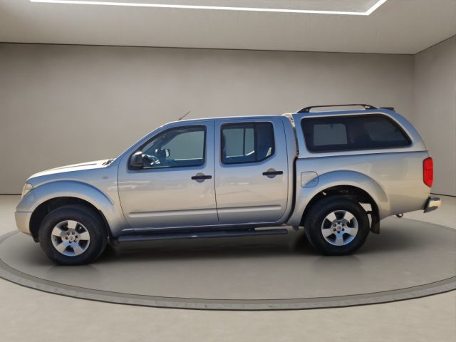 NISSAN Navara 2.5 dCi 4 porte Double Cab Sport Immagine 1