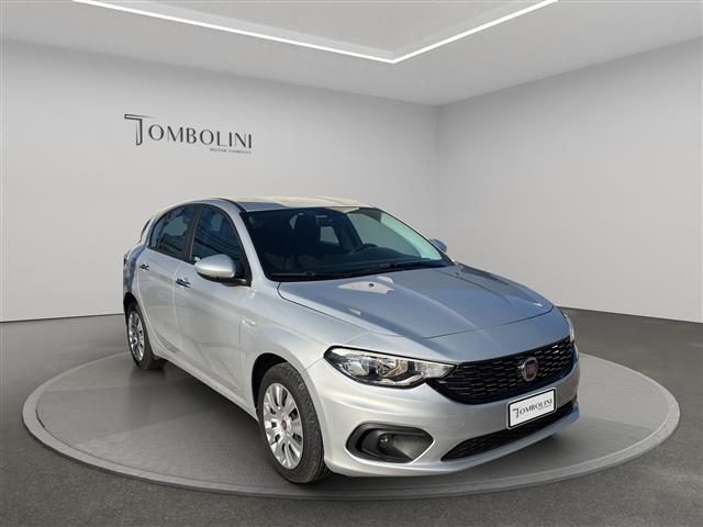 FIAT Tipo 5 Porte 1.4 T-Jet 120cv Easy my17 Immagine 2