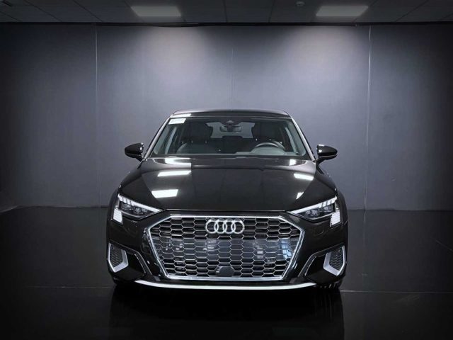 AUDI A3 Sedan 35 TFSI Business Advanced Immagine 1