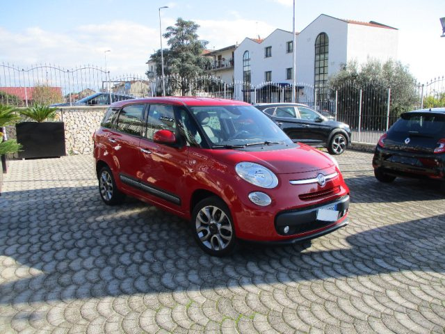 FIAT 500L Living 0.9 TwinAir Turbo Natural Power Lounge Immagine 0