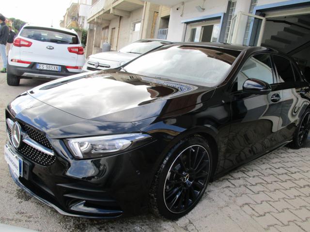 MERCEDES-BENZ A 200 d  Premium Night edition Plus *tetto apribile* Immagine 1