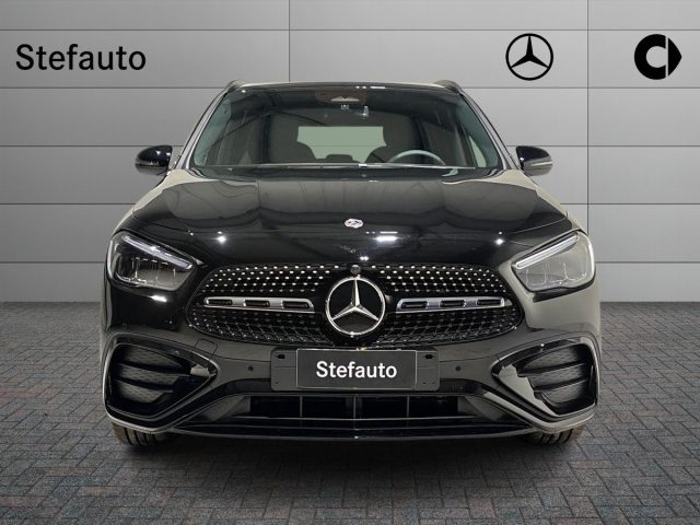 MERCEDES-BENZ GLA 200 d Automatic AMG Line Premium Immagine 3