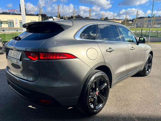 JAGUAR F-Pace 2.0 D 180 CV AWD aut. R-Sport Immagine 3