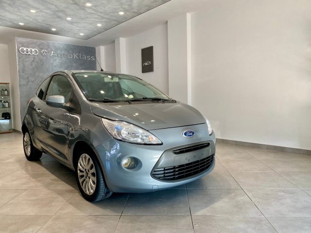 FORD Ka 1.2 Titanium di Unico Proprietario Immagine 2