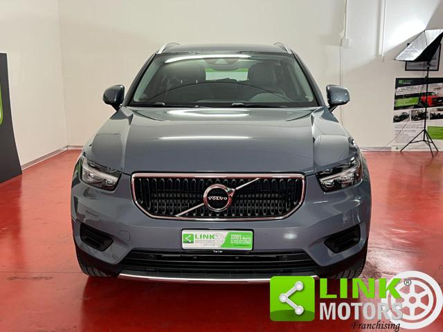 VOLVO XC40 D3 Momentum Pro IVA -2ANNI GARANZIA- NAVI - Winter Immagine 1