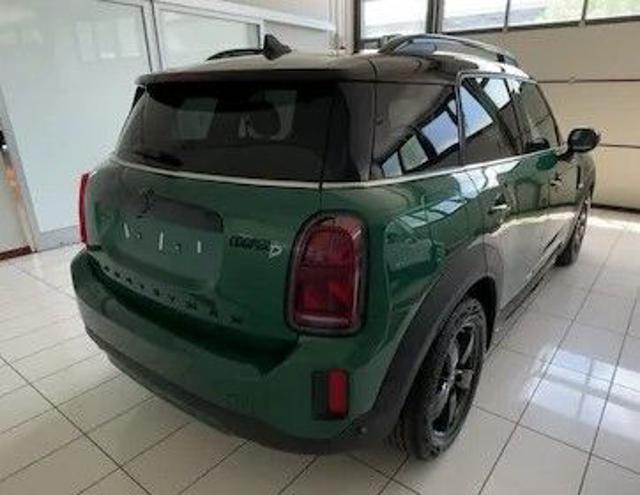 MINI Mini 2.0 Cooper D Essential Countryman Auto Immagine 2