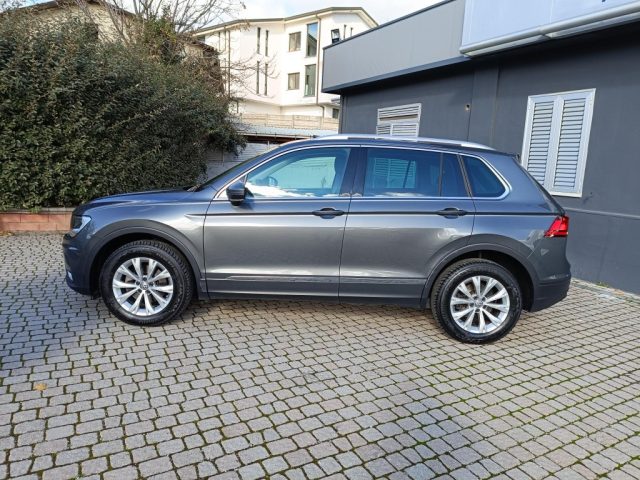 VOLKSWAGEN Tiguan 2.0 TDI SCR DSG 4MOTION Business BMT Immagine 4