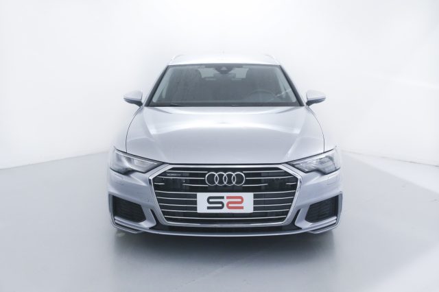 AUDI A6 Avant 40 TDI quattro ultra S tronic S-line Immagine 2