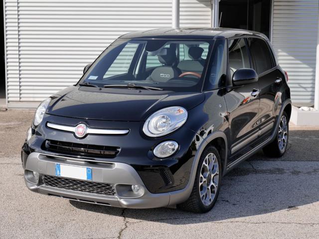 FIAT 500L 1.6 mjt 120cv Trekking Immagine 0