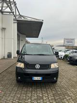 VOLKSWAGEN Caravelle 2.5 TDI/131CV PL Trendline 9 POSTI