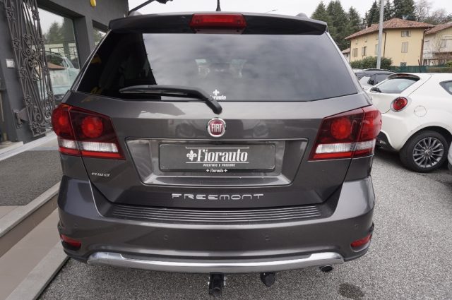 FIAT Freemont 2.0Mjt170 4x4 aut.Cross+gancio+tetto Immagine 3