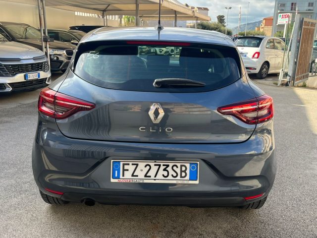 RENAULT Clio Blue dCi 85 CV 5 Business Immagine 4