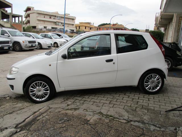 FIAT Punto 1.2 3 porte 60cv Dynamic Immagine 2