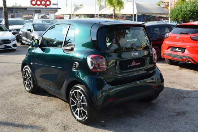 SMART ForTwo EQ British Green (22kW) Immagine 3