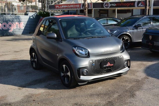 SMART ForTwo EQ cabrio Passion Immagine 1