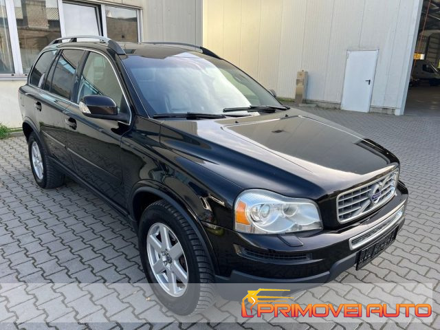 VOLVO XC90 D5 AWD Edition Immagine 4