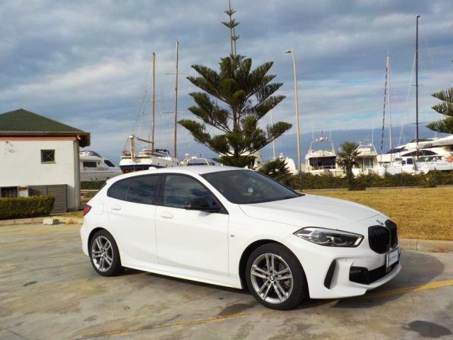 BMW 118 d 5p. Msport Immagine 0