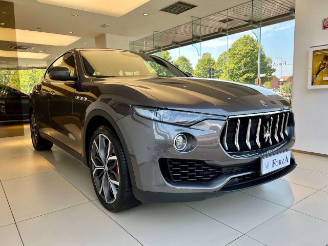 MASERATI Levante V6 Diesel AWD 250 CV Immagine 2