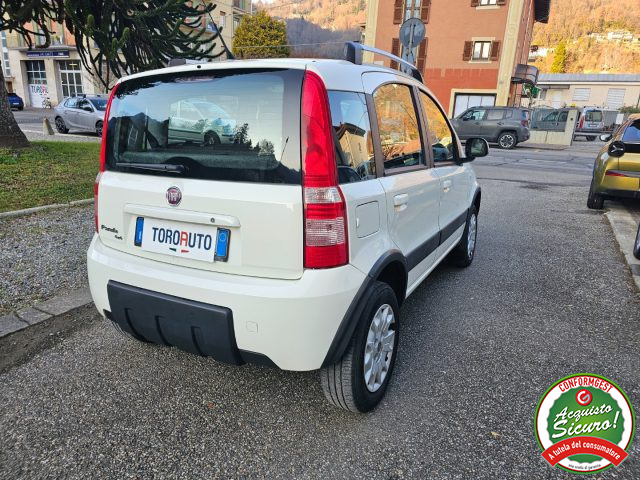 FIAT Panda 1.2 4x4 Climbing NEOPATENTATO Immagine 3