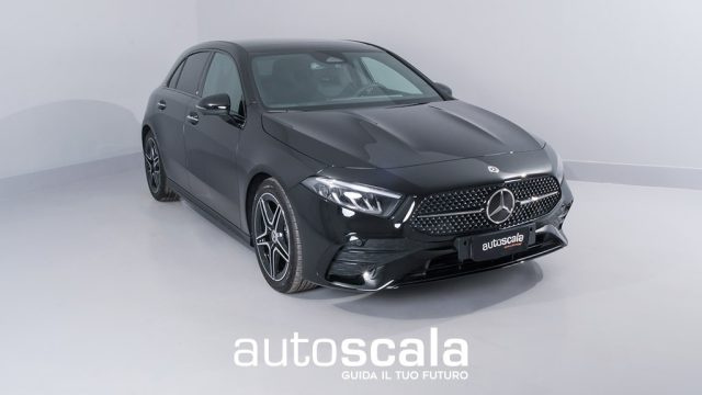 MERCEDES-BENZ A 200 Automatic 4p. AMG Line Premium Immagine 0