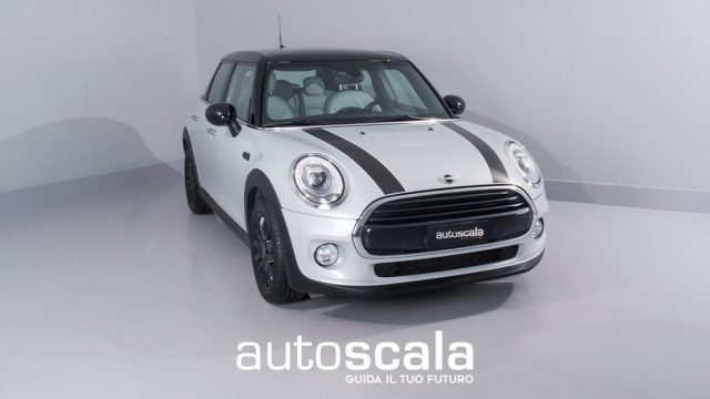 MINI Cooper 1.5 Cooper Hype Auto Immagine 0