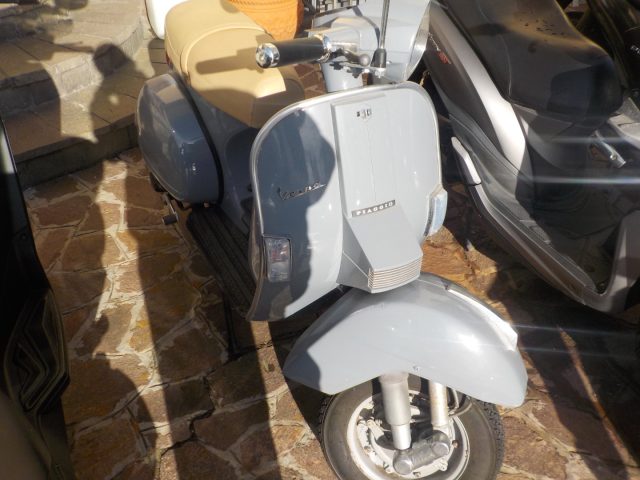 PIAGGIO Vespa 125 PX (1994 - 06) PX 125 E Immagine 1