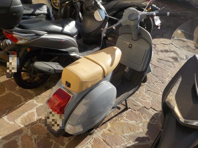 PIAGGIO Vespa 125 PX (1994 - 06) PX 125 E Immagine 2