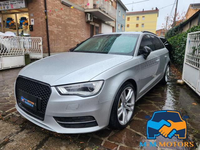 AUDI A3 SPB 2.0 TDI S tronic Ambition Look RS Immagine 2