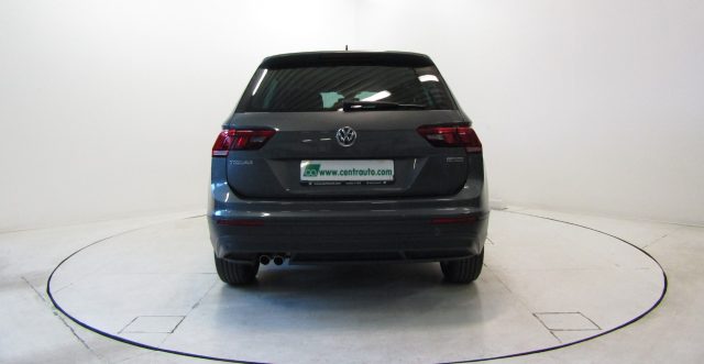 VOLKSWAGEN Tiguan 2.0 TDI  DSG 4MOTION Confortline BMT Immagine 3