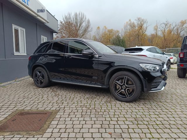 MERCEDES-BENZ GLC 220 d 4Matic Premium Immagine 2