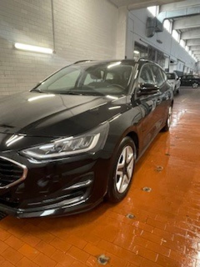 FORD Focus 1.5 EcoBlue 120 CV automatico SW Business Immagine 4