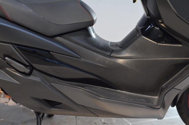 SUZUKI Burgman AN 400 ABS 2019 - 8.000 KM + MIVV Immagine 2