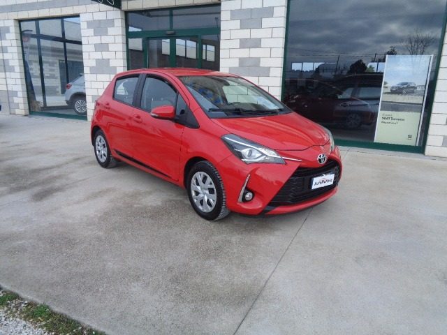 TOYOTA Yaris 1.0 5 porte Active Immagine 3