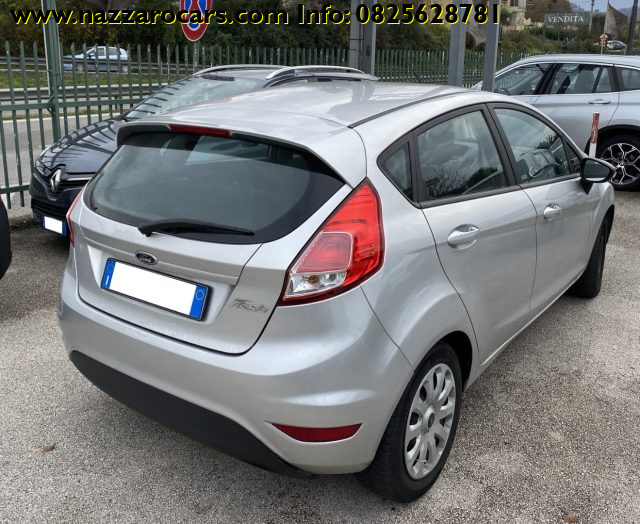 FORD Fiesta 1.5 TDCi 75CV 5 porte Business Immagine 4