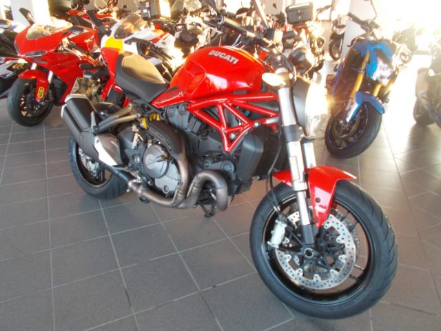 DUCATI Monster 821 ABS . Immagine 0