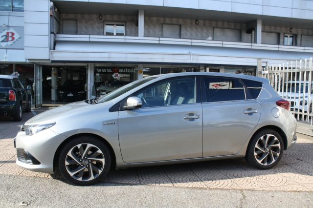 TOYOTA Auris 1.8 Hybrid Lounge Immagine 1