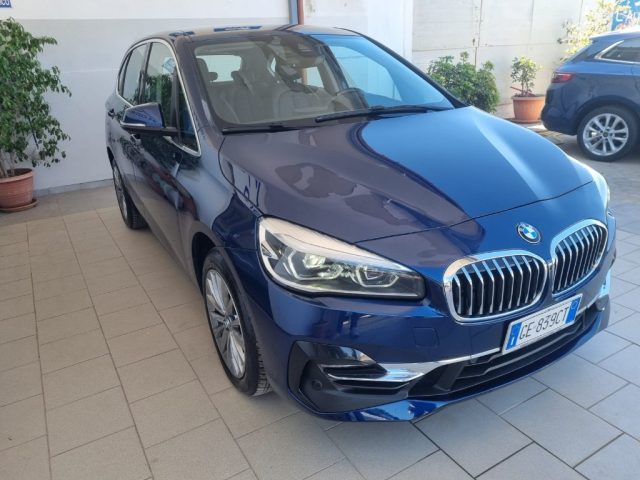 BMW 218 d xDrive Active Tourer Luxury aut. Immagine 2