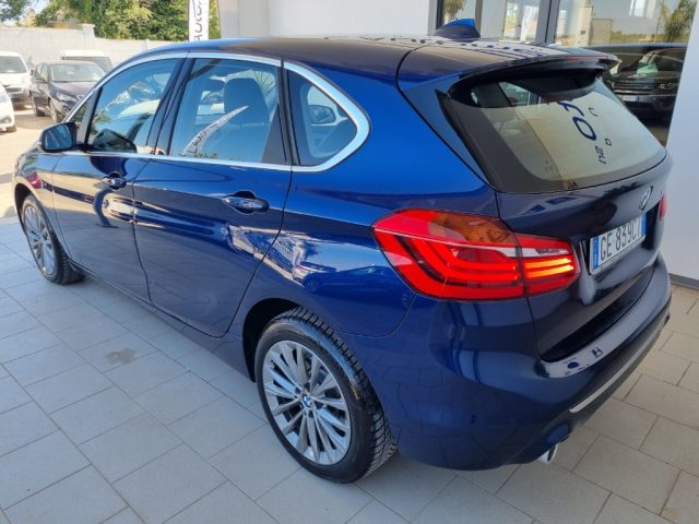 BMW 218 d xDrive Active Tourer Luxury aut. Immagine 4